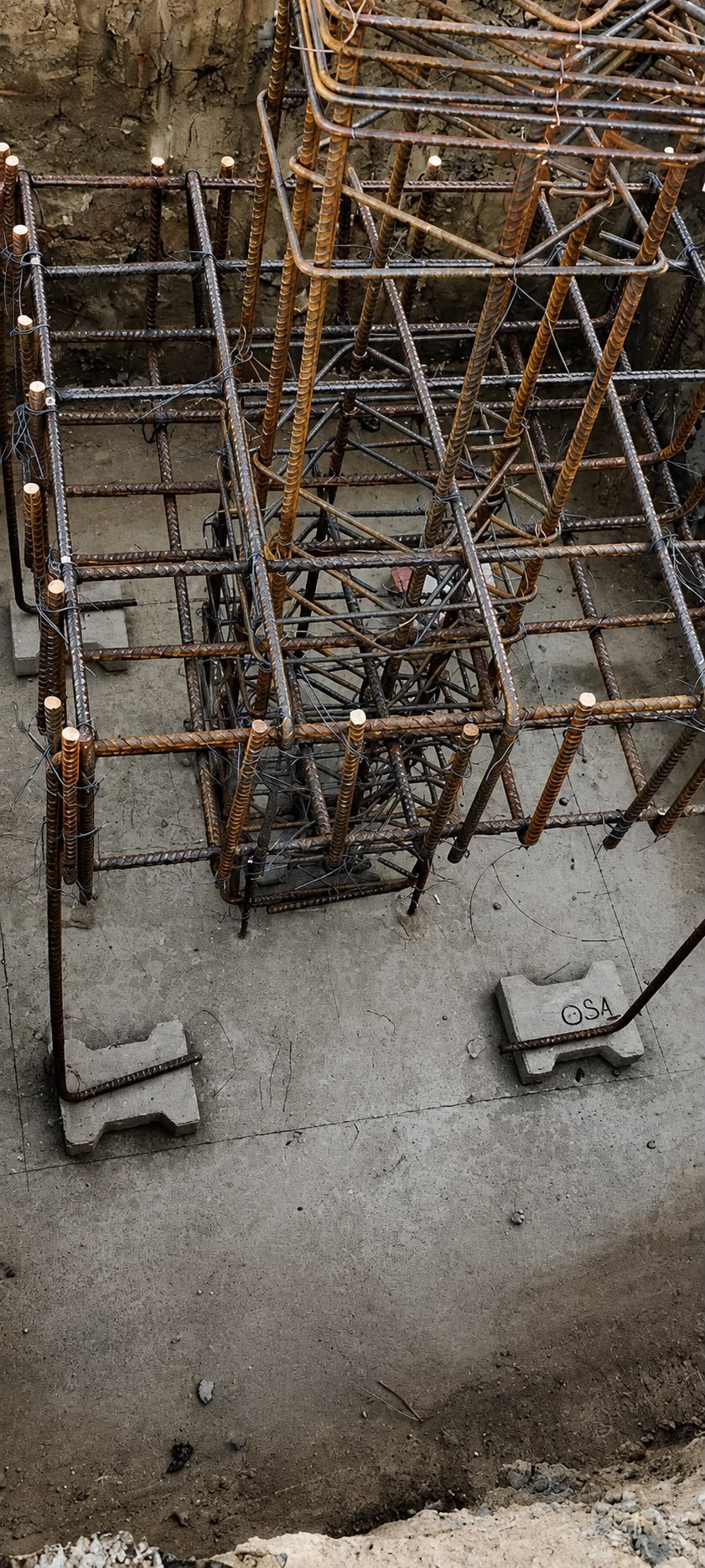 Continuitatea armăturilor verticale dintre fundații și stâlpi